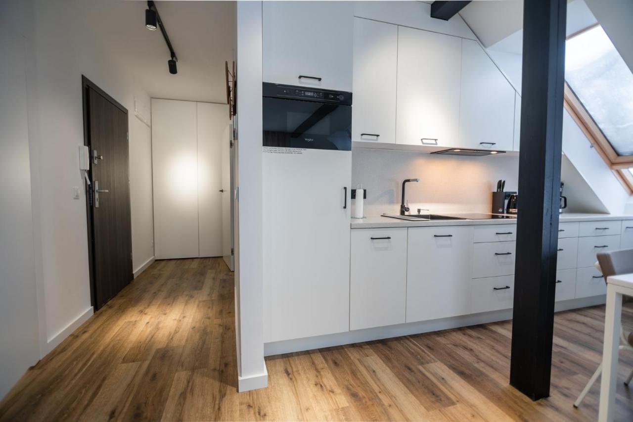 Apart Invest Szklarska 800 C7 I C14 ชกลาร์สกา ปอเรมบา ภายนอก รูปภาพ